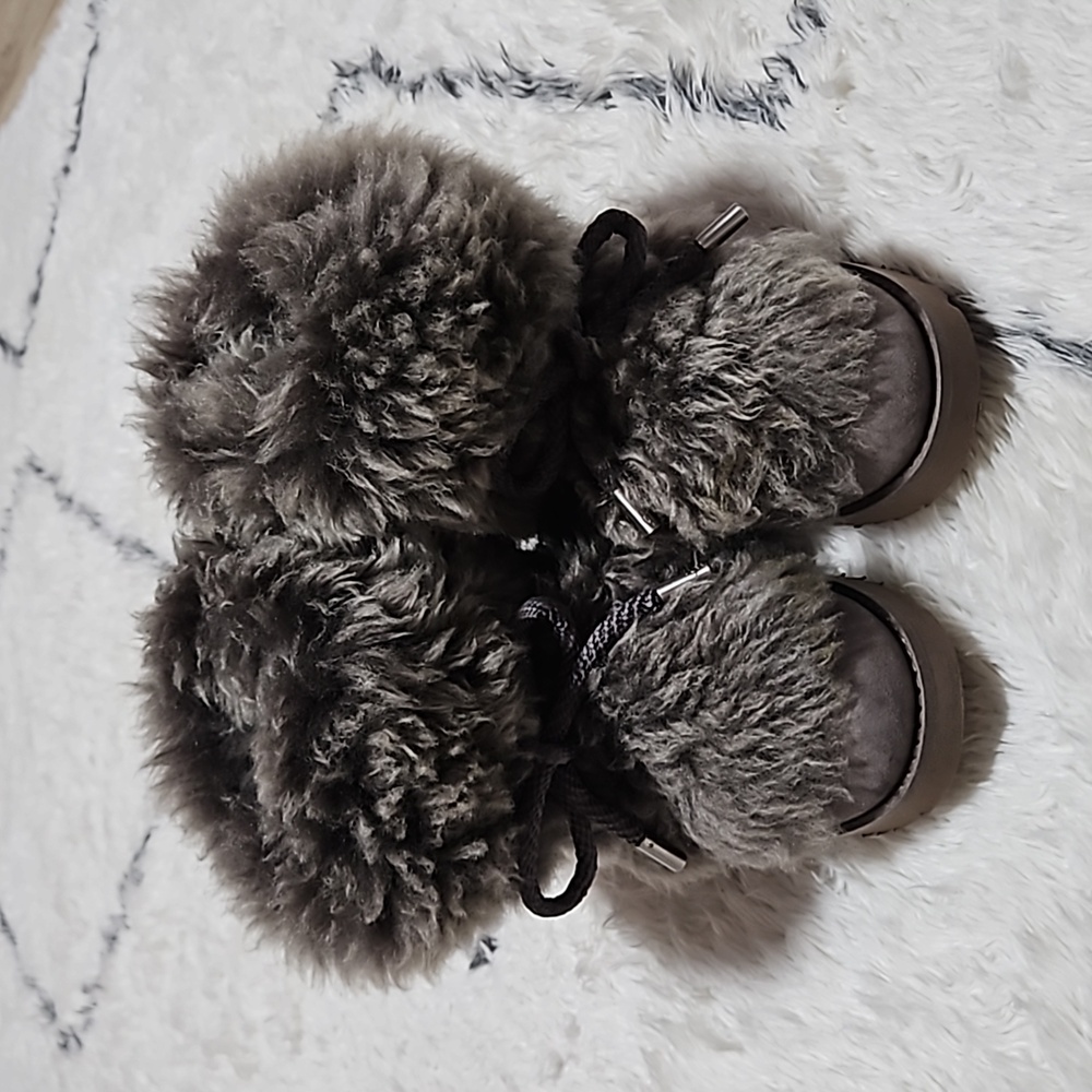 Ugg Mini Posh Thunder Cloud Boot